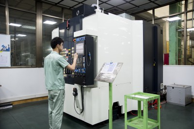 金型製造現場